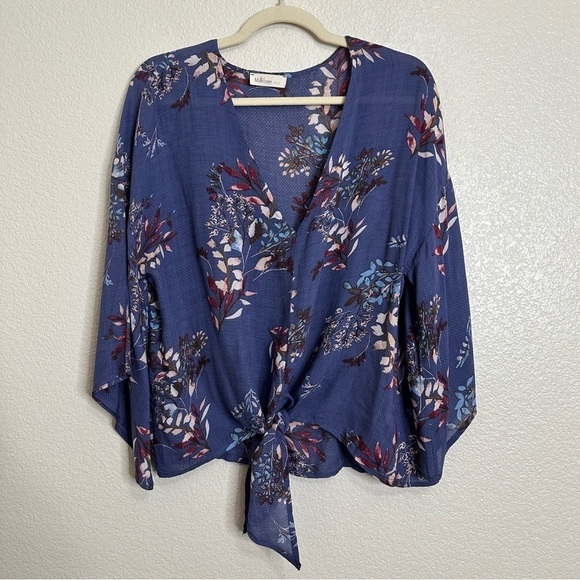Millibon Blue Floral Flare Sleeves V-Neck Tie Front Top, Sz Large - Picture 1 of 10